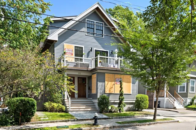 $1,650,000 | 95 Stedman Street, Unit 1, Brookline, MA 02446
