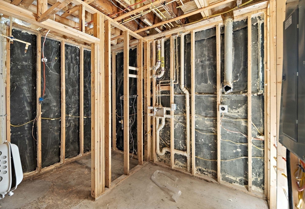 95 Stedman Street, Unit 1 Brookline, MA 02446 - Photo 38 of 40