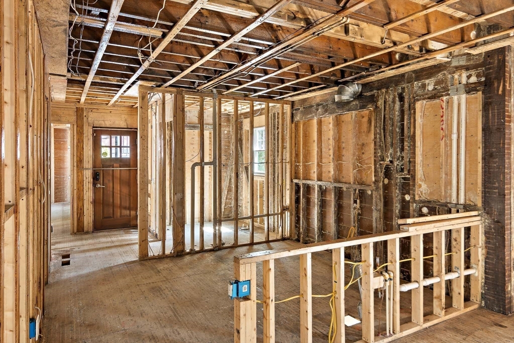 95 Stedman Street, Unit 1 Brookline, MA 02446 - Photo 9 of 40