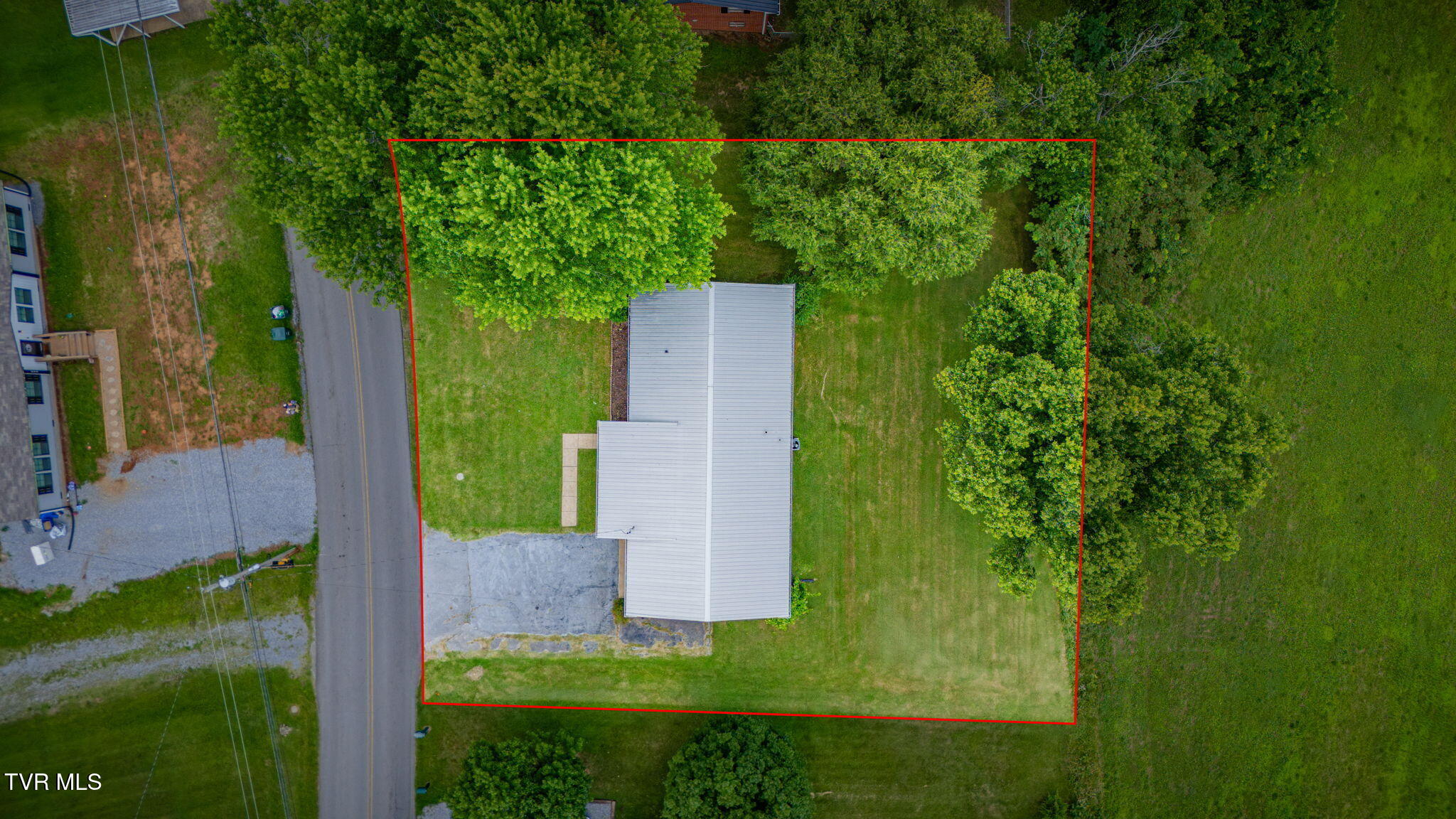 619 East Barton Ridge Road Greeneville, TN 37745 - Photo 36 of 40 105a