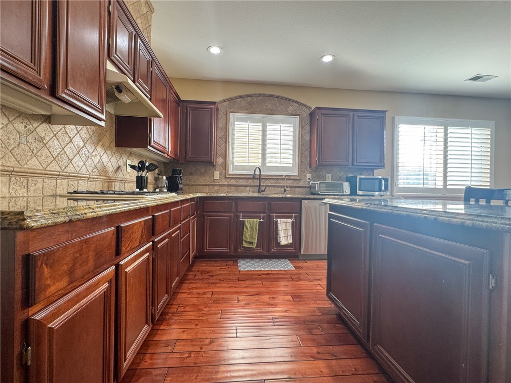 12032 Brianwood Drive Riverside, CA 92503 - Photo 18 of 72