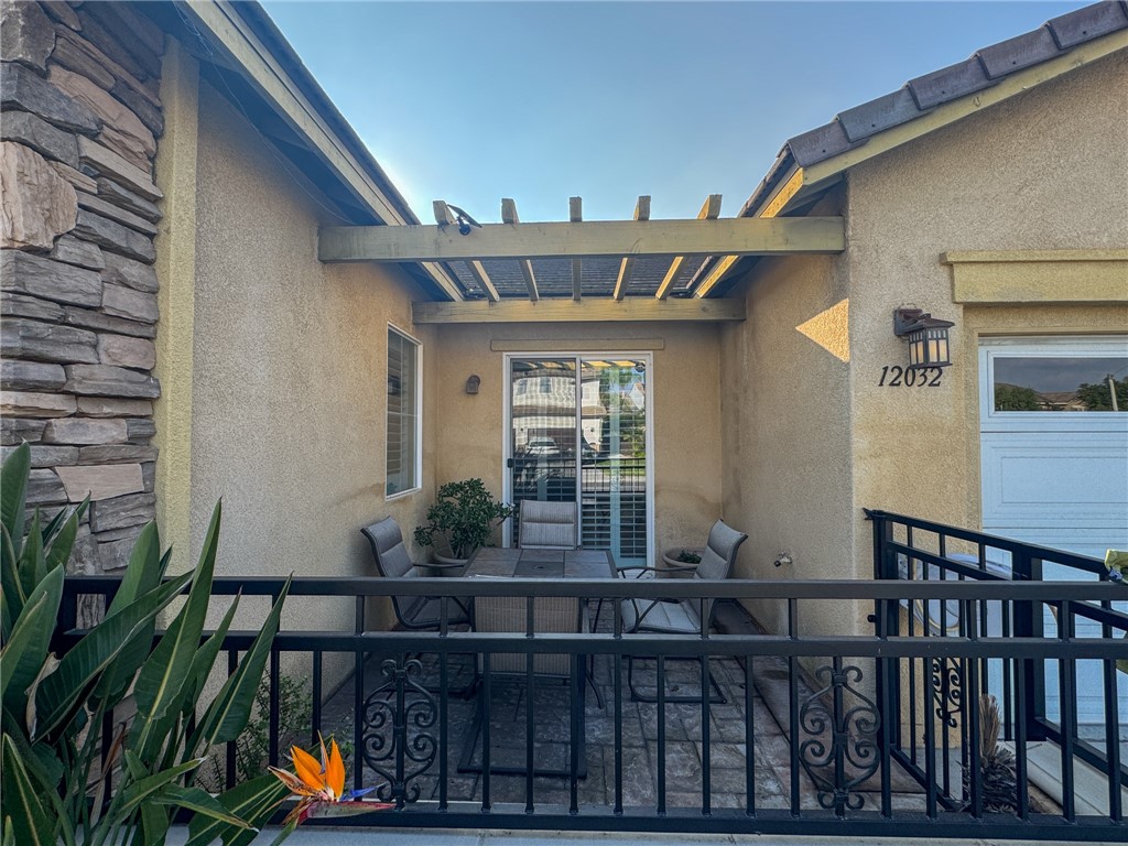 12032 Brianwood Drive Riverside, CA 92503 - Photo 4 of 72