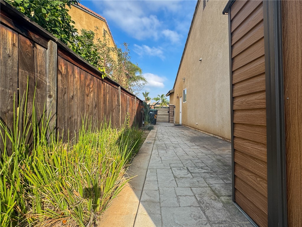 12032 Brianwood Drive Riverside, CA 92503 - Photo 55 of 72