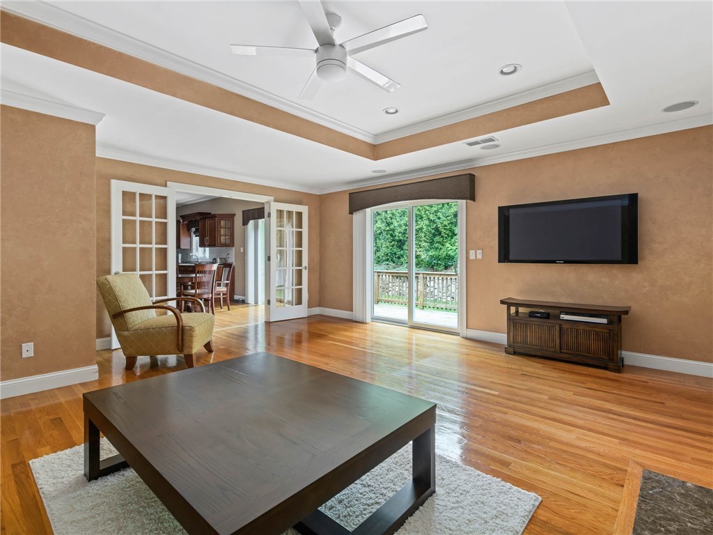 118 Fox Ridge Drive Cranston, RI 02921 - Photo 10 of 38 Gallery Image 10