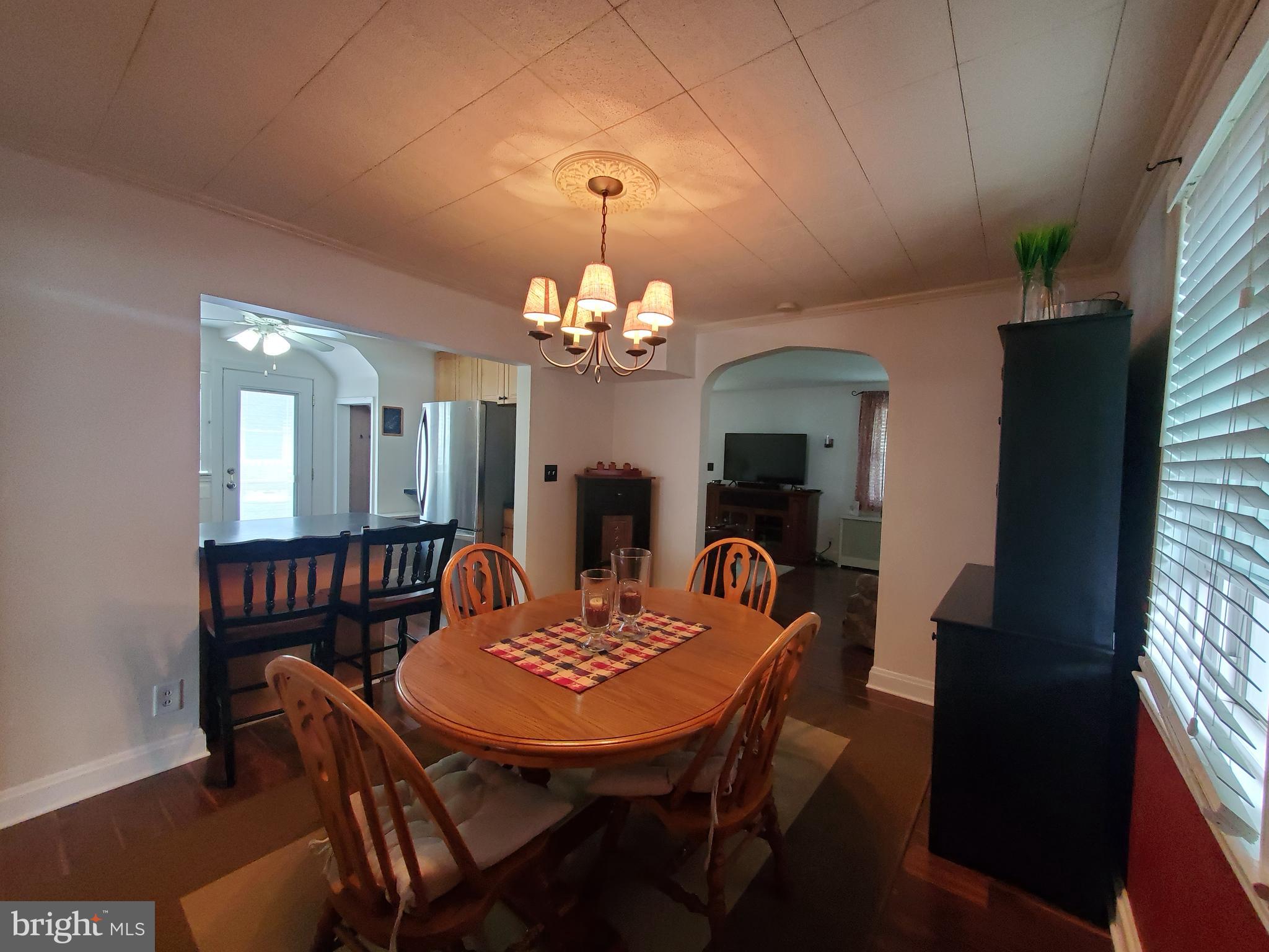 67 Northship Road Baltimore, MD 21222 - Photo 10 of 45 Open dinning room leading to Kitchen