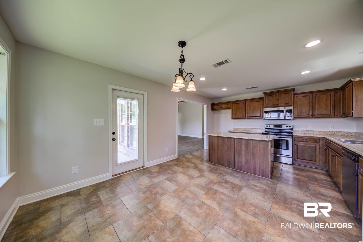 8673 Three Dean Way Mobile, AL 36695 - Photo 17 of 50