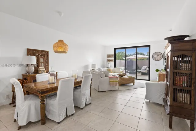 $924,900 | 151 Crandon Boulevard, Unit 127, Key Biscayne, FL 33149