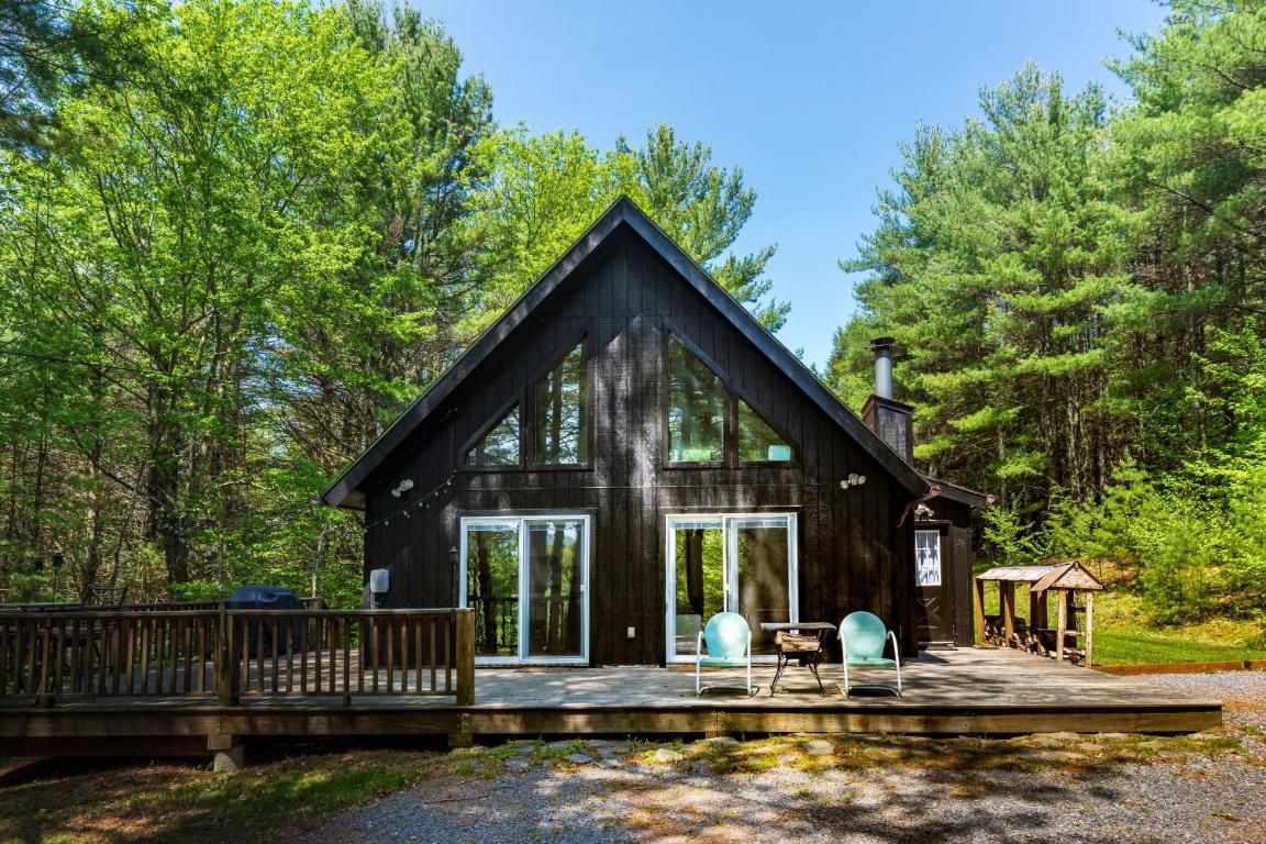 154 Knob Hill Road Stamford, NY 12167 - Photo 1 of 34