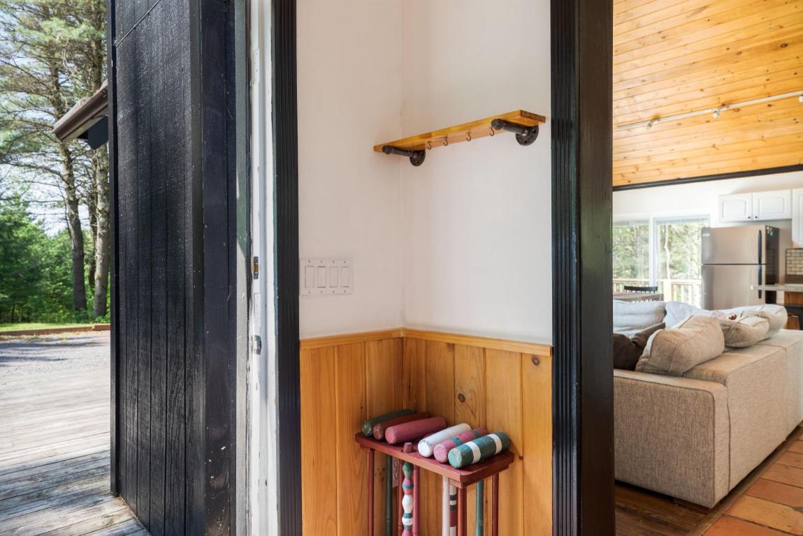 154 Knob Hill Road Stamford, NY 12167 - Photo 4 of 34