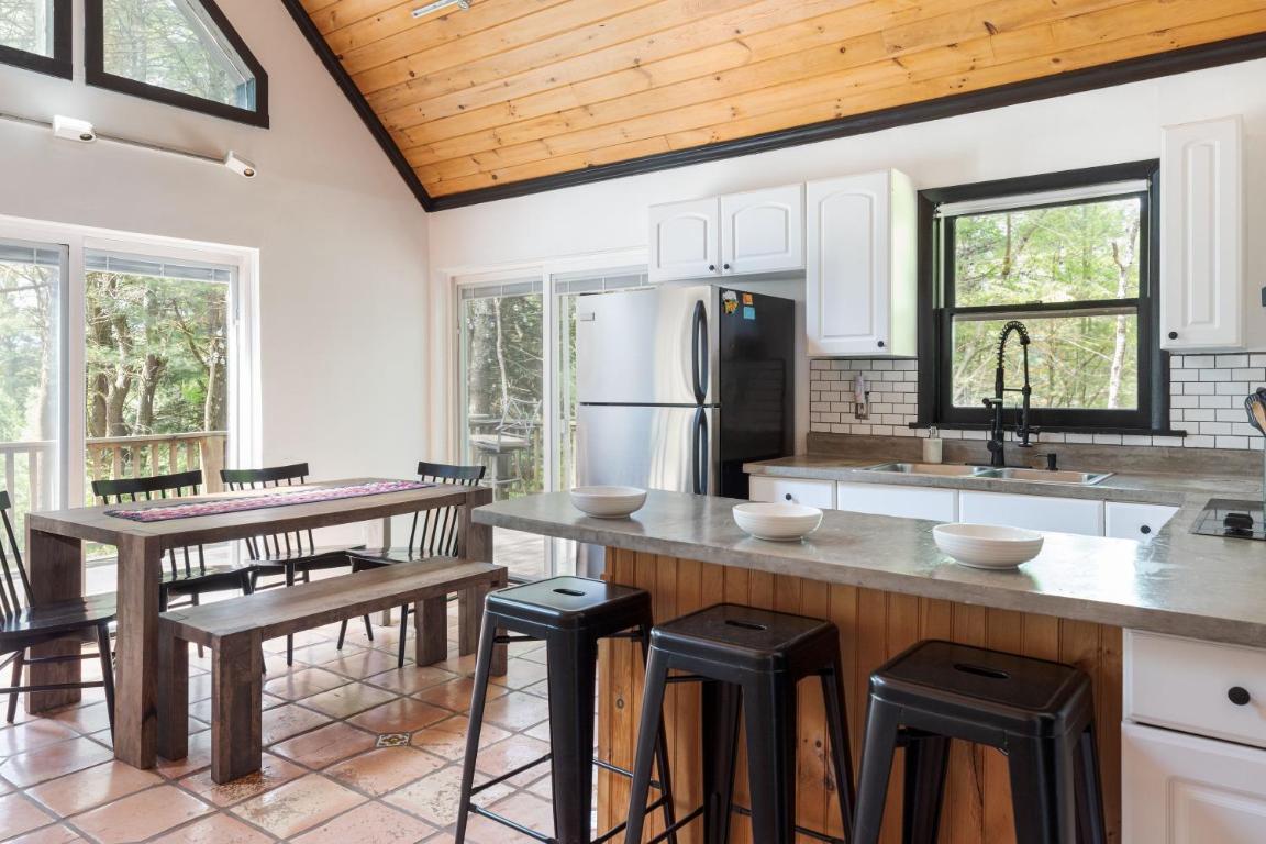 154 Knob Hill Road Stamford, NY 12167 - Photo 7 of 34