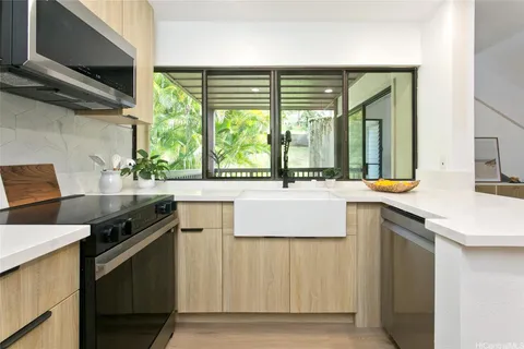 $690,000 | 46-160 Kiowai Street, Unit 2324, Kaneohe, HI 96744