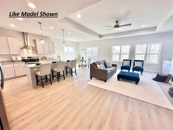 $567,900 | 302 Michelle Lane, Unit 176, Cottage Grove, WI 53527