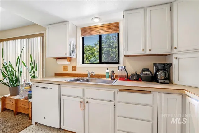 $244,000 | 355 Elm Street North, Unit 2A, Twin Falls, ID 83301