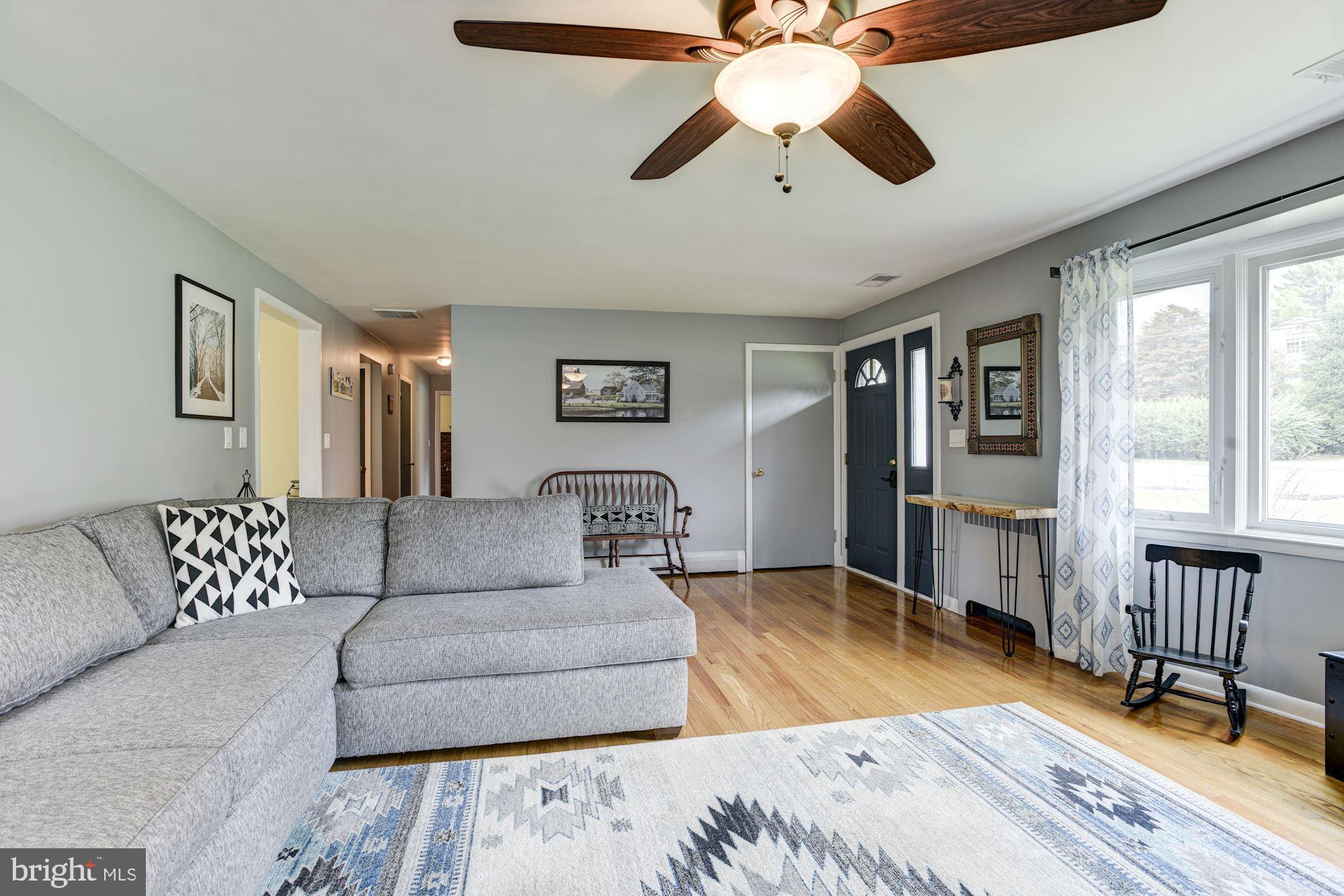 8615 Windsor Mill Road Baltimore, MD 21244 - Photo 5 of 31 Living Room | Hardwood Floors
