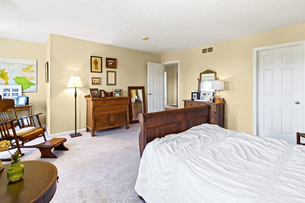 15525 Hagenderfer Road Plain City, OH 43064 - Photo 31 of 49 15525 Hagenderfer Road-32.jpg-SMALL