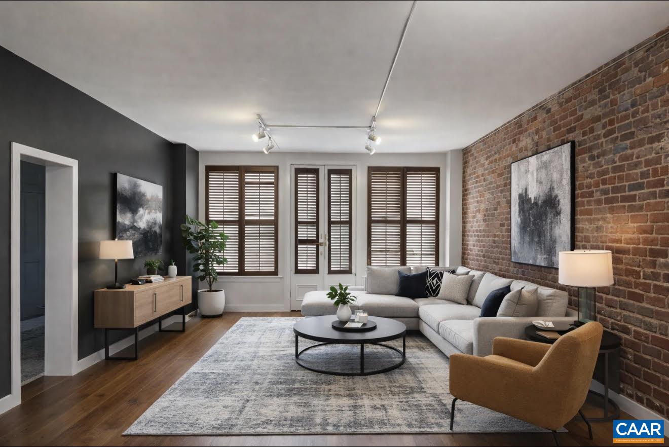 311 5th Street Southwest Charlottesville, VA 22903 - Photo 4 of 26 Living room