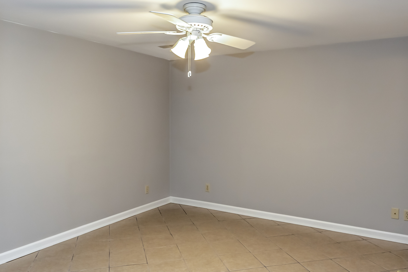 42W420 Kedeka Road Sugar Grove, IL 60554 - Photo 27 of 32 a view of a small space with a fan