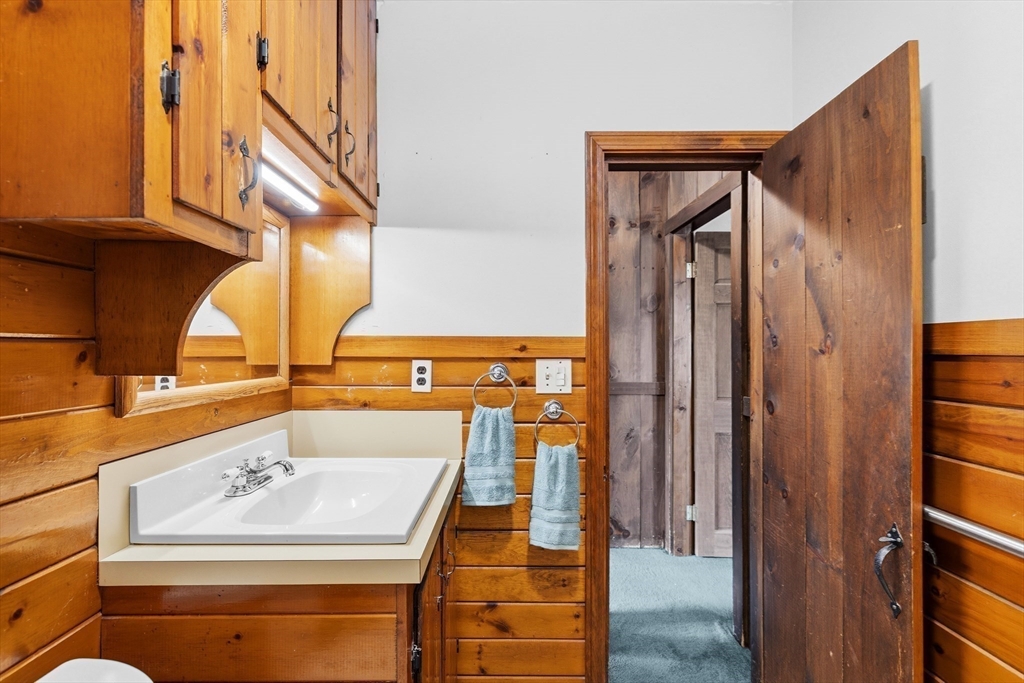 73 Chestnut Street Fairhaven, MA 02719 - Photo 25 of 42