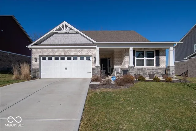 $400,000 | 896 Booneway Lane, Bargersville, IN 46106