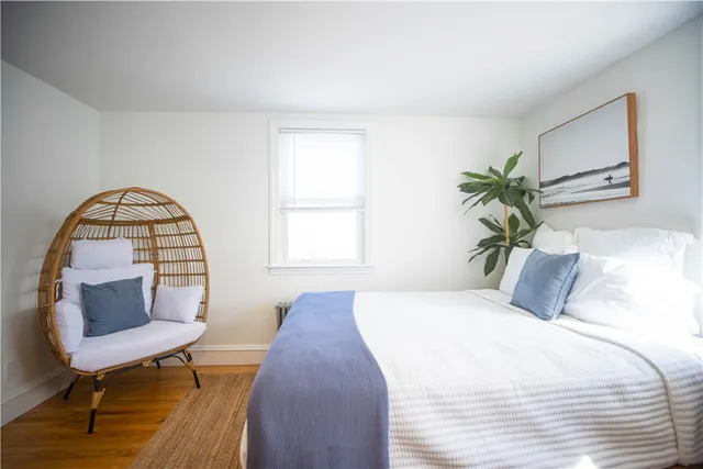 $4,950 | 19 Crest Street, Middletown, RI 02842