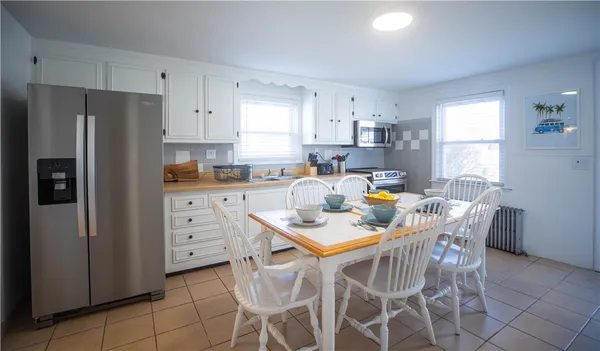 $4,950 | 19 Crest Street, Middletown, RI 02842