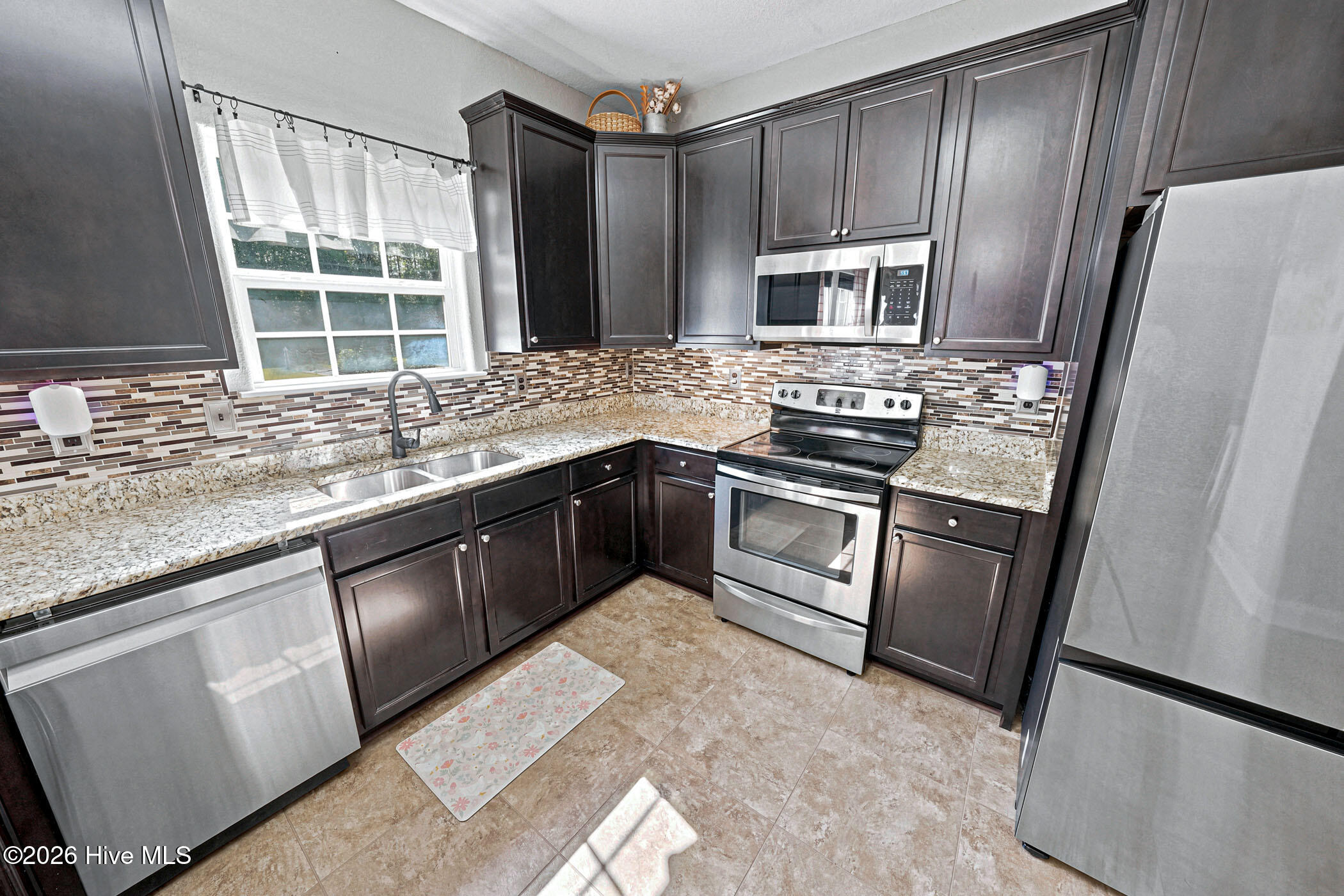 109 Riddle Court Shawboro, NC 27973 - Photo 7 of 85
