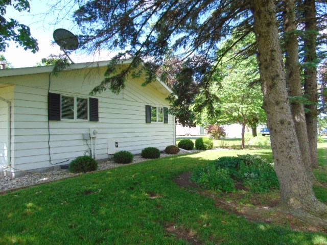 8040 Kurt Road Breckenridge, MI 48615 - Photo 66 of 71 1888357-65.JPG