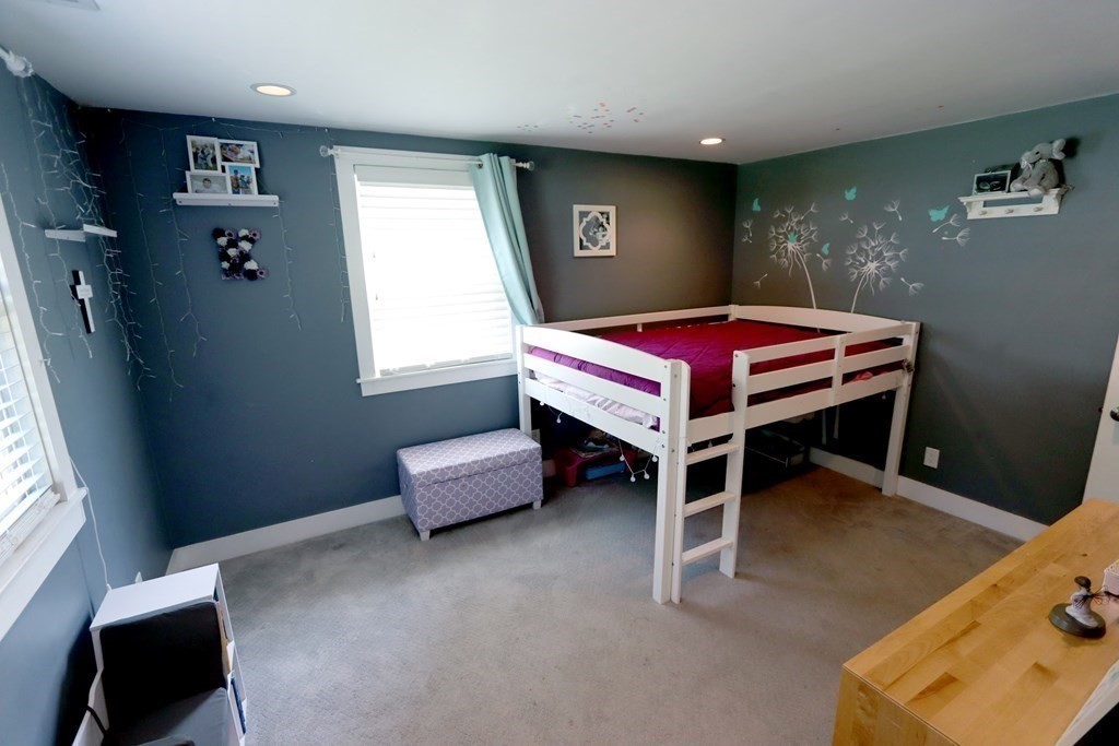 26 Chamberlain Road Chelmsford, MA 01824 - Photo 15 of 35