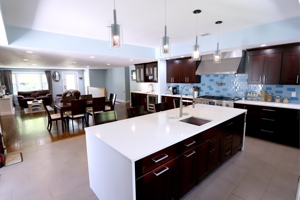 26 Chamberlain Road Chelmsford, MA 01824 - Photo 4 of 35 a large kitchen with lots of counter space