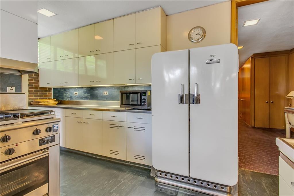 40 Woodland Road Pittsburgh, PA 15232 - Photo 11 of 25 Gallery Image 11