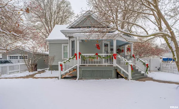 $225,000 | 914 Peoria Street, Lincoln, IL 62656