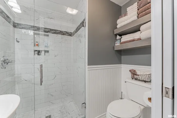 $225,000 | 914 Peoria Street, Lincoln, IL 62656