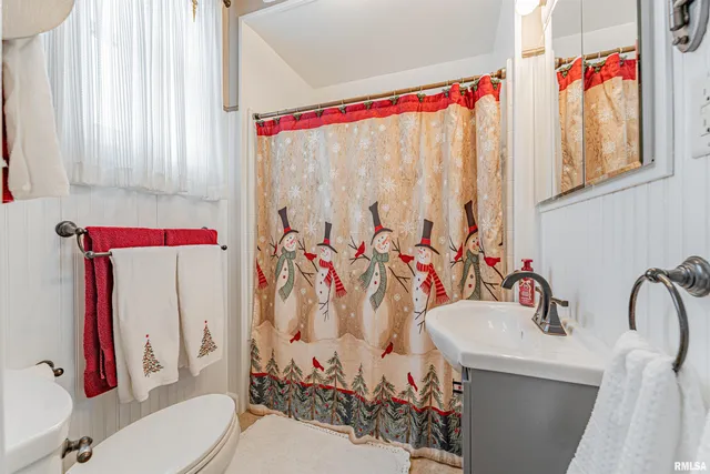 $225,000 | 914 Peoria Street, Lincoln, IL 62656