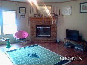2111 Thickety Road Clyde, NC 28721 - Photo 5 of 15