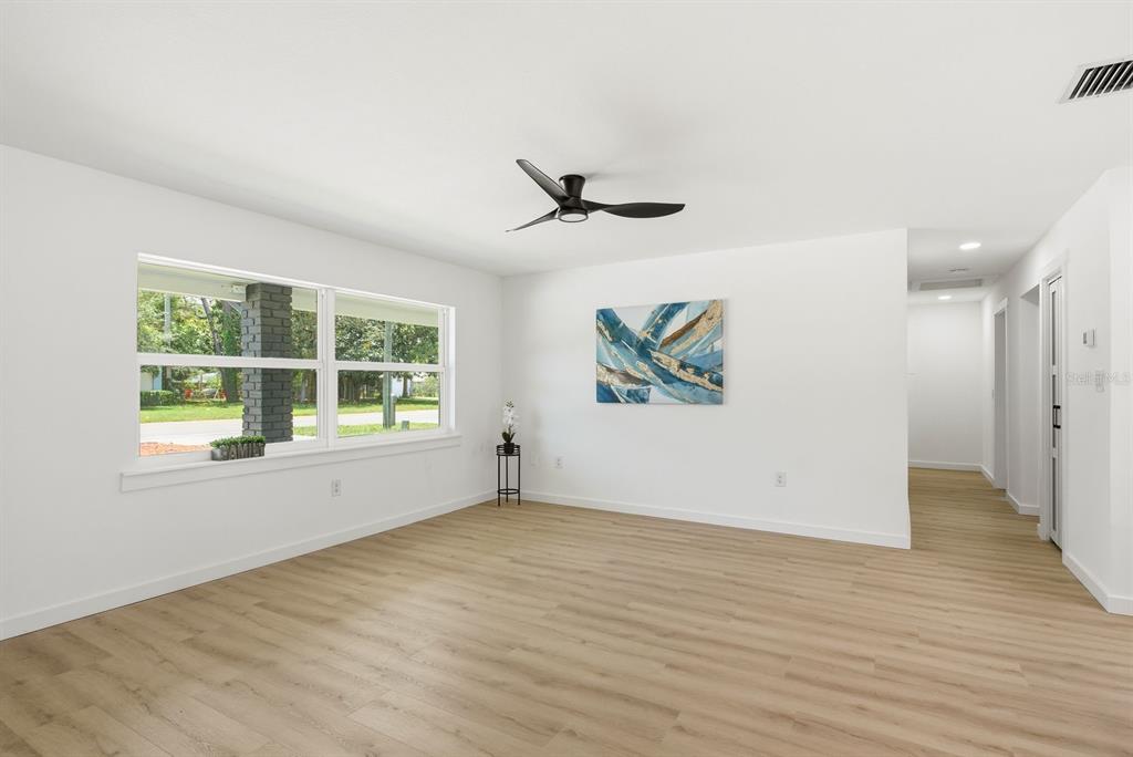 1290 Michigan Boulevard Dunedin, FL 34698 - Photo 6 of 53