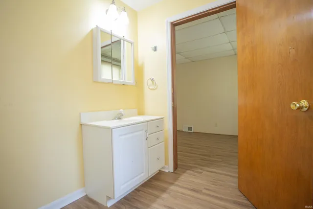 $224,900 | 3170 Lake Drive, Evansville, IN 47711