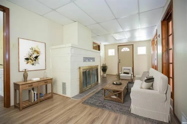 $224,900 | 3170 Lake Drive, Evansville, IN 47711