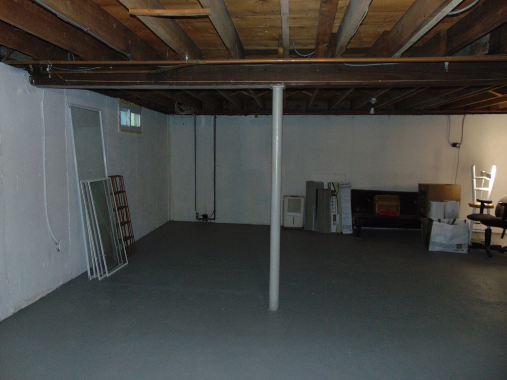 465 Franklin Road Fitchburg, MA 01420 - Photo 29 of 34 Gallery Image 29