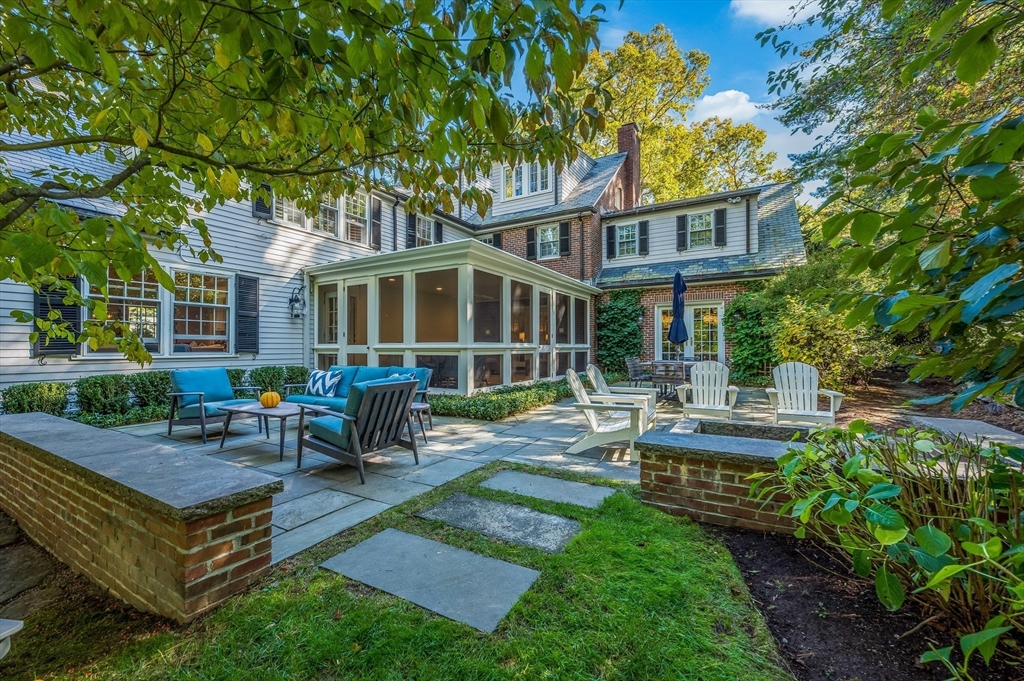 10 Lanark Road Wellesley, MA 02481 - Photo 37 of 40 Gallery Image 37