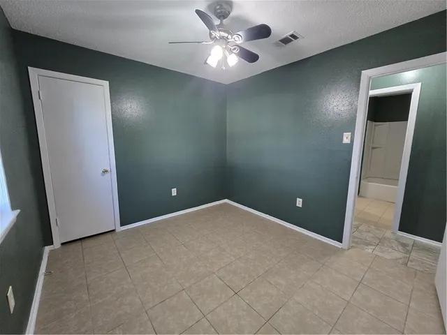 $1,400 | Undisclosed Address, St. Rose, LA 70087