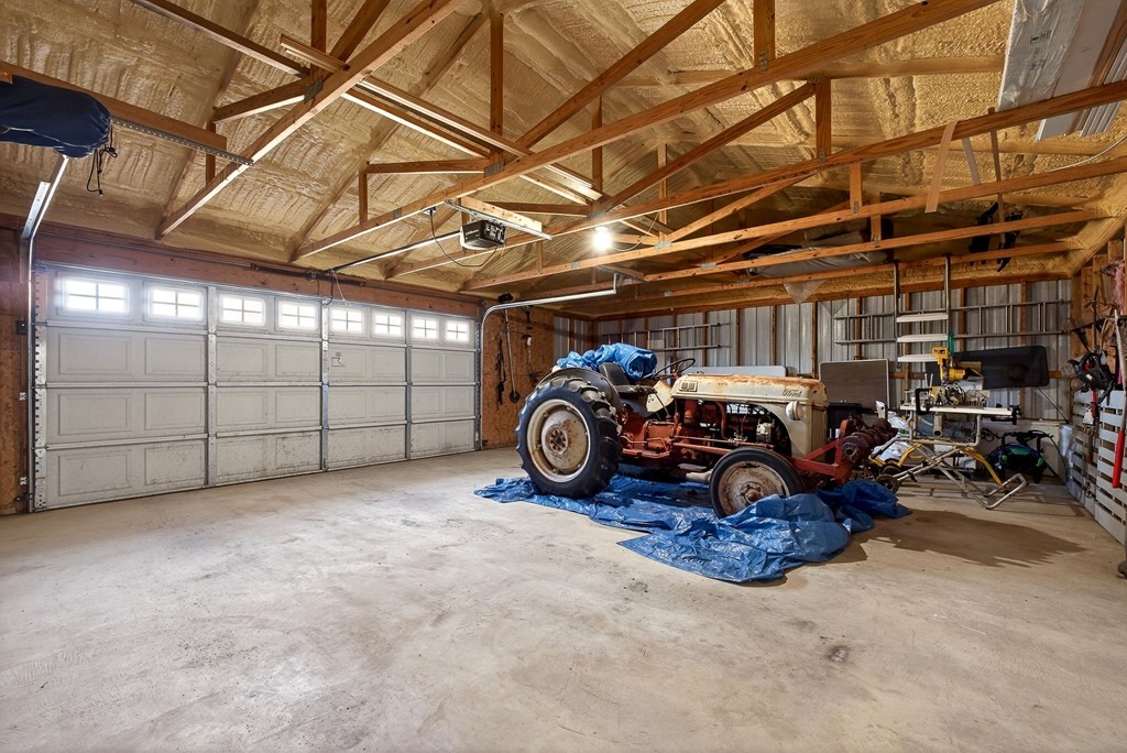 6081 Buck Mountain Road Cookeville, TN 38506 - Photo 52 of 71 a view of a garage with cars