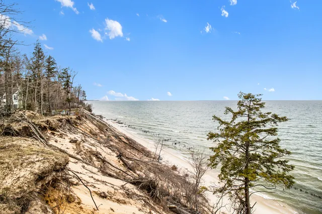 $179,000 | Lot 10 West Fox Farm Road, Manistee, MI 49660