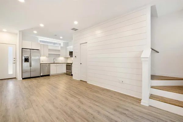$1,665 | 5924 South Congress Avenue, Unit 103, Austin, TX 78745