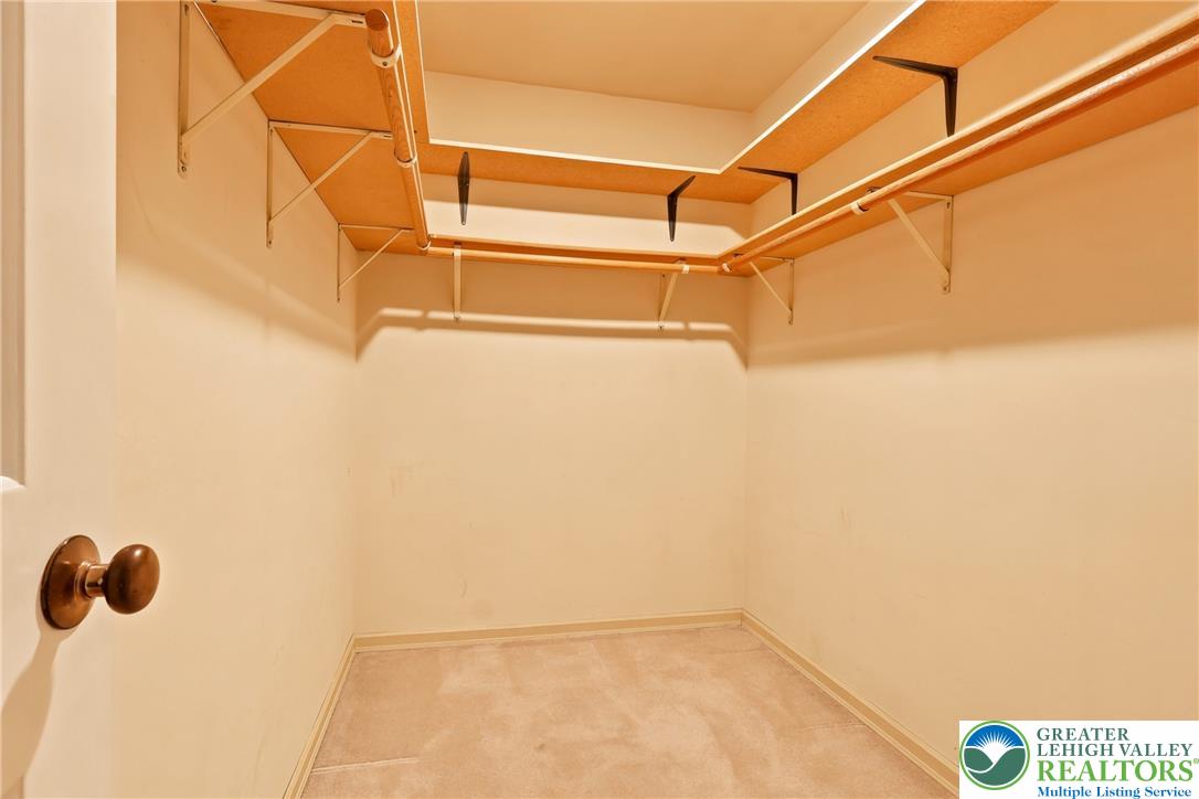 613 East Macada Road Bethlehem, PA 18017 - Photo 27 of 52