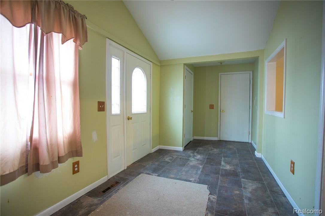 1500 Triangle Lake Road Howell, MI 48843 - Photo 15 of 39 4V8A5742.jpg