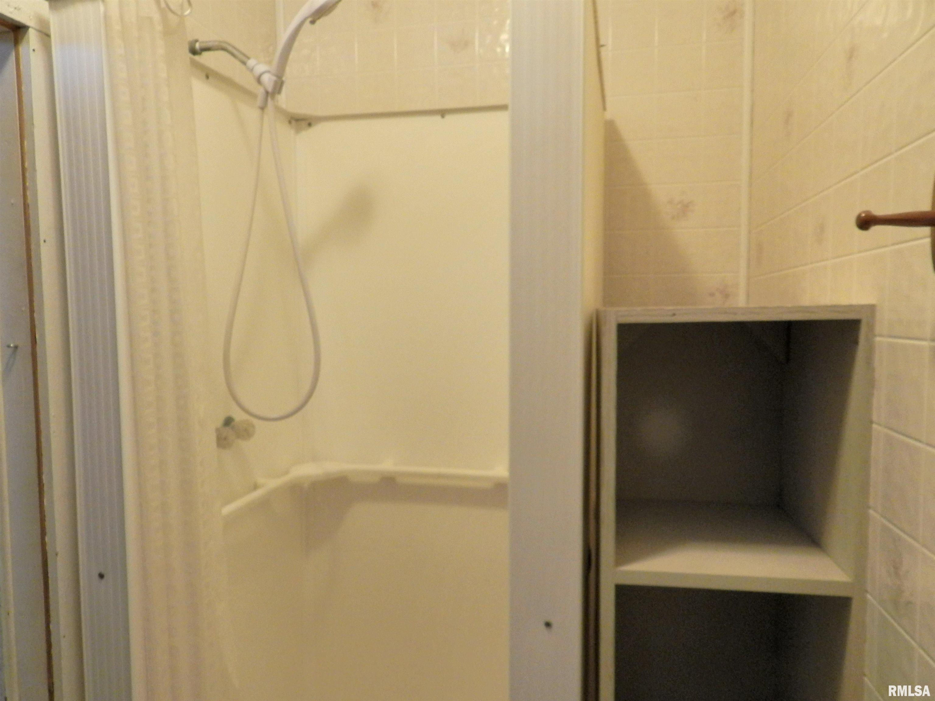 316 Williams Street Rosiclare, IL 62982 - Photo 11 of 42