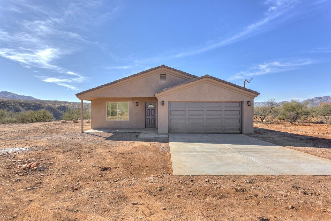 1868 Circulo Colombia Rio Rico, AZ 85648 - Photo 1 of 5