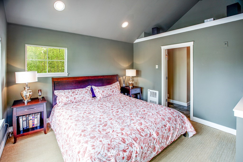 202 24th Avenue East, Unit 6 Seattle, WA 98112 - Photo 14 of 22