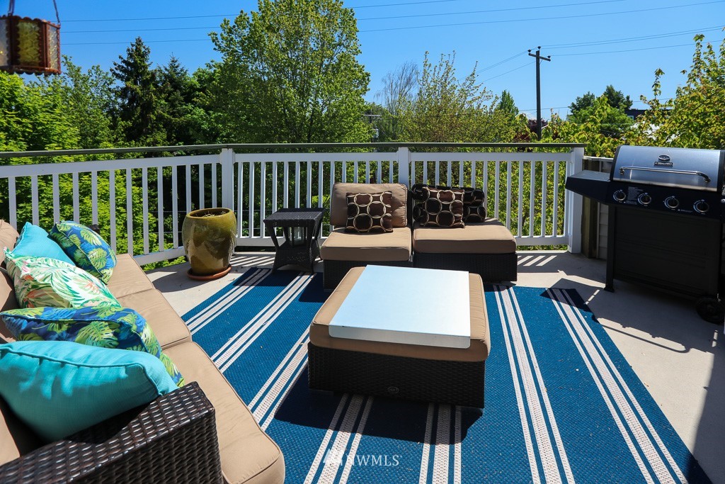 202 24th Avenue East, Unit 6 Seattle, WA 98112 - Photo 20 of 22