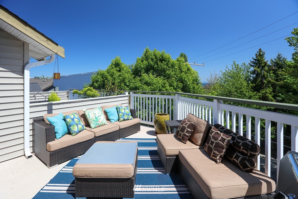 202 24th Avenue East, Unit 6 Seattle, WA 98112 - Photo 21 of 22